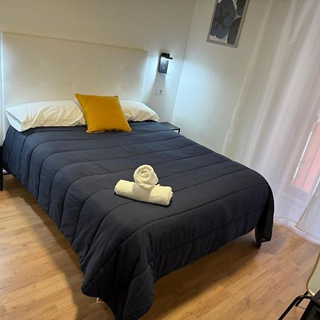 Hostal Ars Puigcerdà Exterior photo