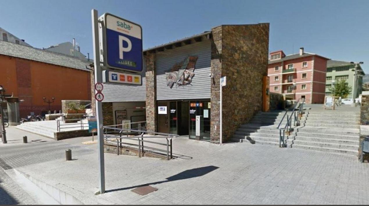 Hostal Ars Puigcerdà Exterior photo