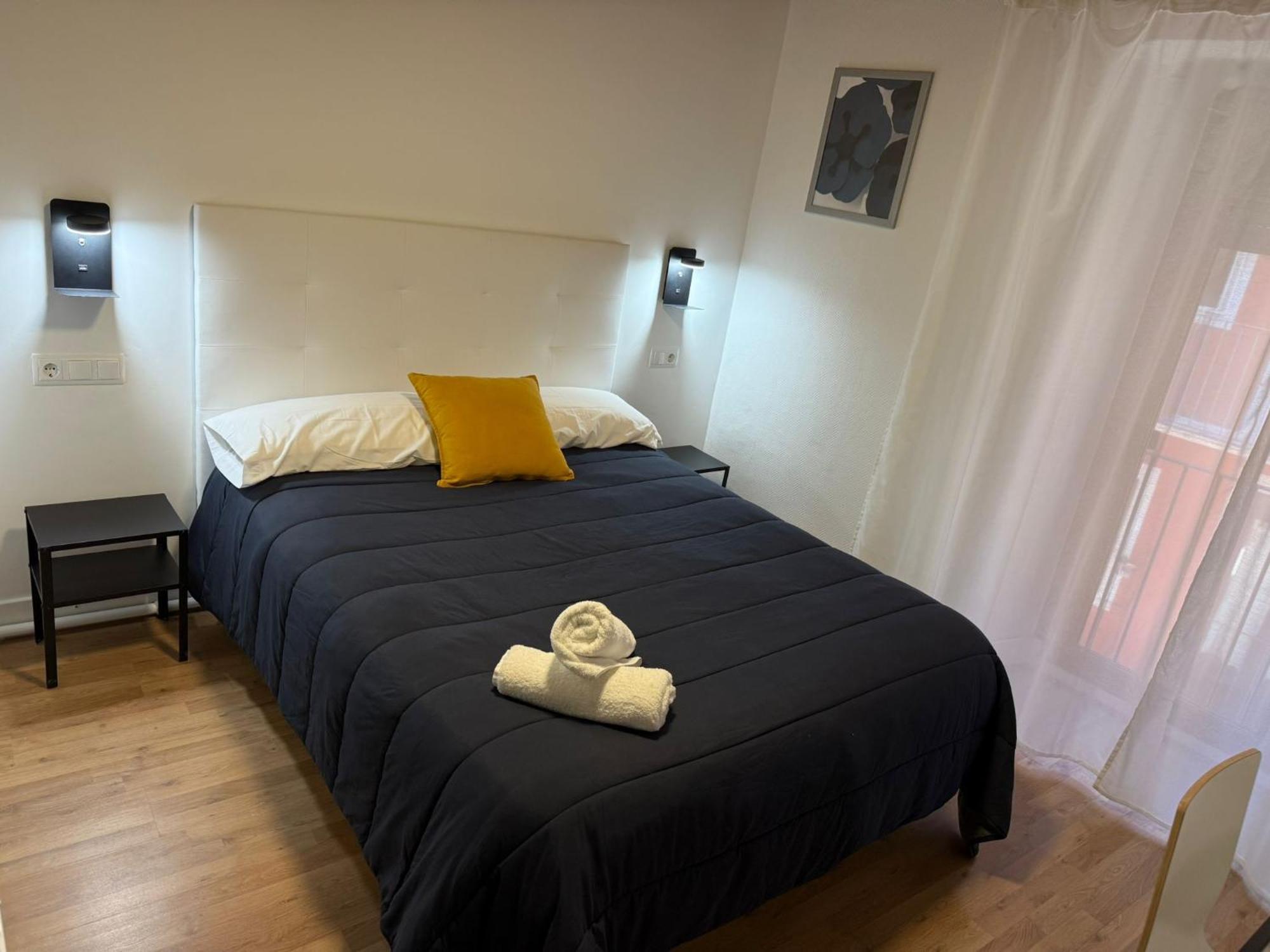 Hostal Ars Puigcerdà Exterior photo